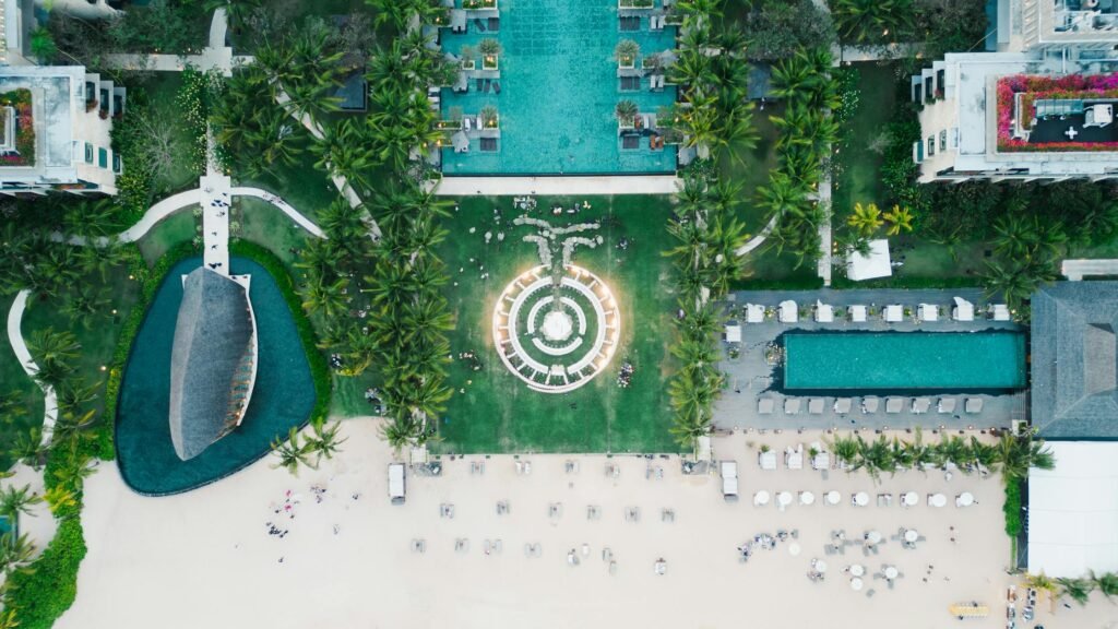 Featured image for how luxury resorts handle dietary restrictions gluten free vegan kosher