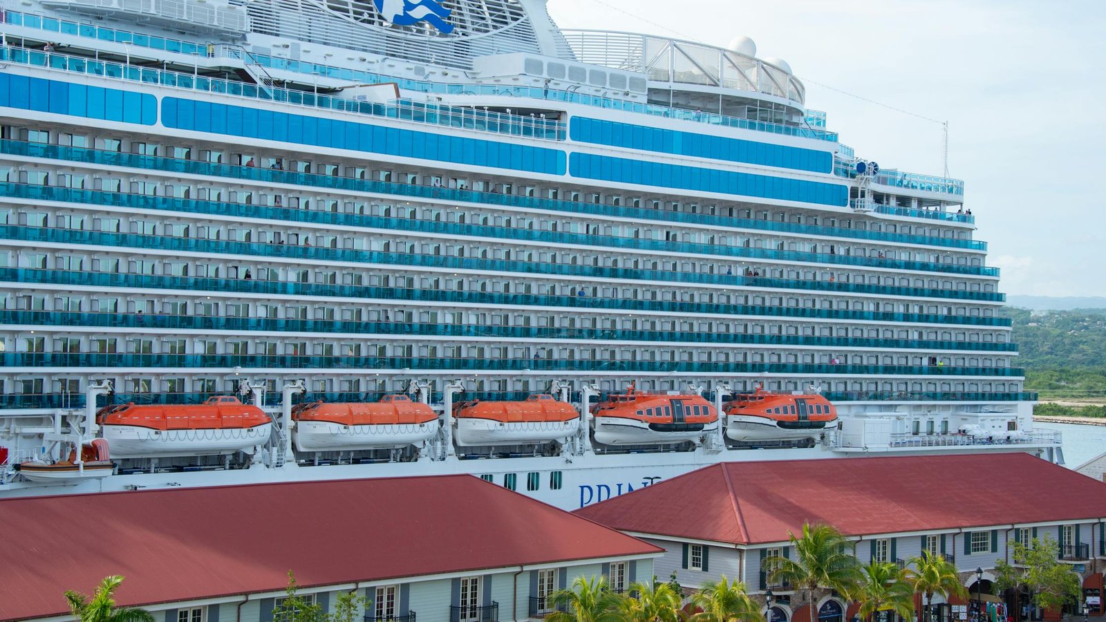 Featured image for premium cruise lines vs luxury cruise lines